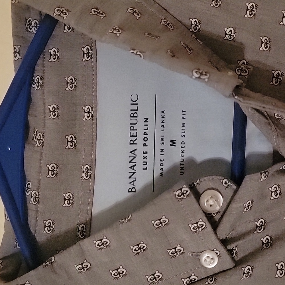 TIN raccoons Banana Republic medium